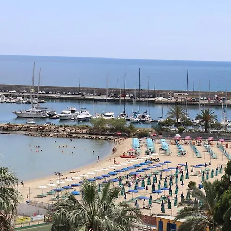 Apartment Dimora Dolce - Attico Sul Mare *
